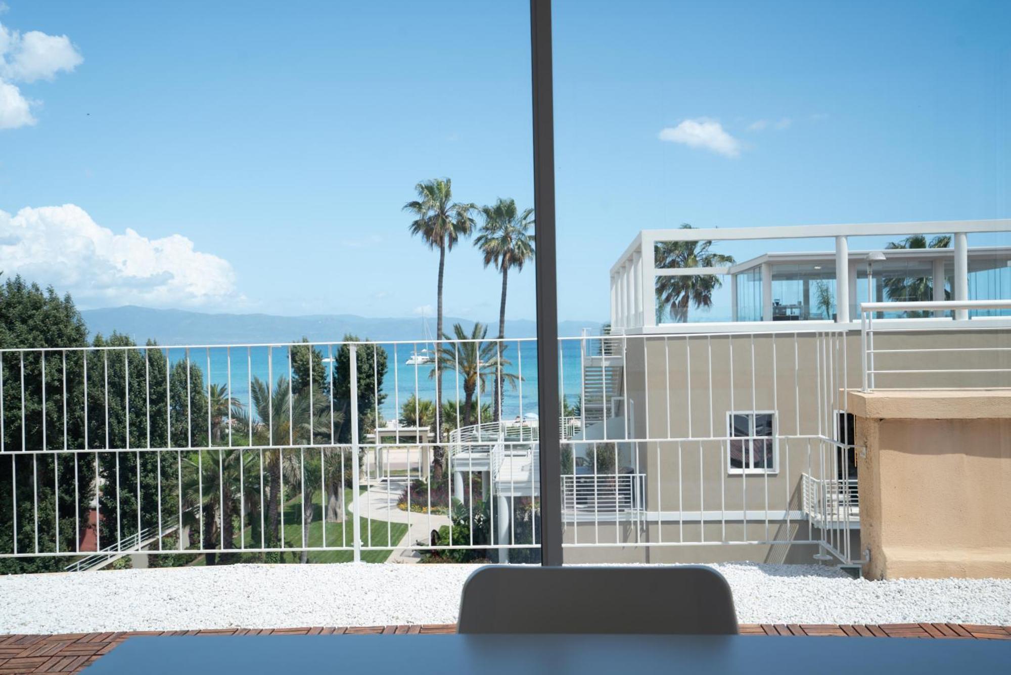 Terrazza Sella Del Diavolo - Vista Mare - Wifi Ac Appartement Cagliari Buitenkant foto